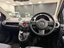 2010 Mazda 2 Neo