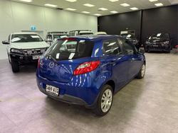 2010 Mazda 2 Neo