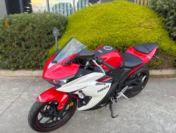 2015 Yamaha YZF-R3 Red