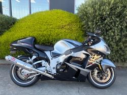 Suzuki GSX1300R (hayabusa)