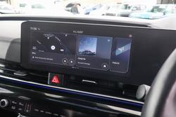 2024 Kia Carnival GT-Line HEV
