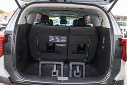 2024 Kia Carnival GT-Line HEV