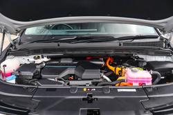 2024 Kia Carnival GT-Line HEV