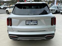2022 Kia Sorento Sport