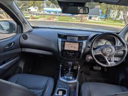 2022 Nissan Navara ST-X