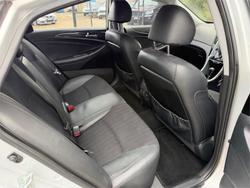 2011 HYUNDAI i45 ACTIVE