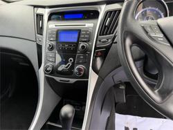 2011 HYUNDAI i45 ACTIVE