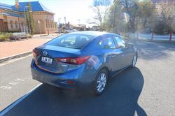 2016 Mazda 3 Neo