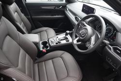 2025 Mazda CX-5 G25 Akera
