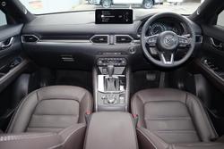 2025 Mazda CX-5 G35 Akera