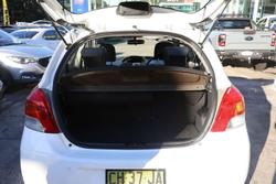 2011 Toyota Yaris YRS