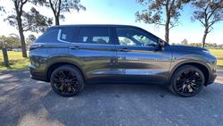 2026 Mitsubishi Outlander Black Edition