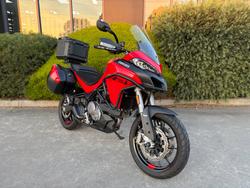 2023 DUCATI MULTISTRADA V2 S Red