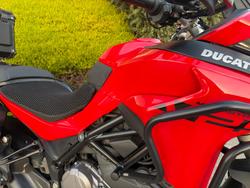 2023 DUCATI MULTISTRADA V2 S Red