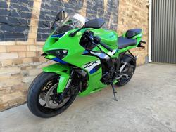 2026 KAWASAKI NINJA ZX-6R ABS (636) ROAD GREEN