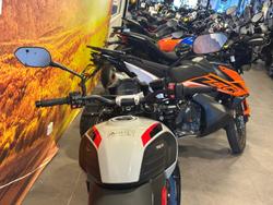 2026 Triumph Trident 800 Trident Grey