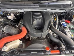 2020 Isuzu MU-X LS-T
