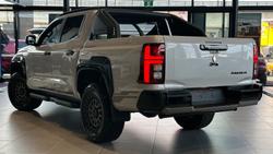 2026 Mitsubishi Triton Raider MV MY26 4X4 Dual Range White Diamond