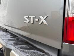 2016 Nissan Navara ST-X