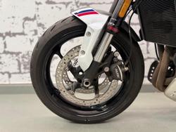 2024 Triumph Trident 660 Triple Tribute Edition Trident White