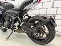 2024 Triumph Trident 660 Triple Tribute Edition Trident White