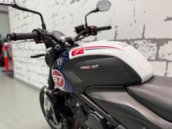 2024 Triumph Trident 660 Triple Tribute Edition Trident White