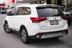 2020 Mitsubishi Outlander LS