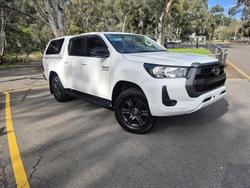 2023 Toyota Hilux SR