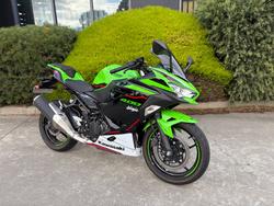 2022 Kawasaki NINJA 400 SE Green
