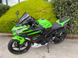 2022 Kawasaki NINJA 400 SE Green