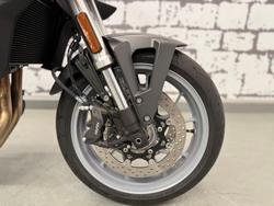 2025 Suzuki GSX-8S GSX-S Black