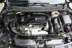 2016 Holden Astra R