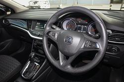 2016 Holden Astra R