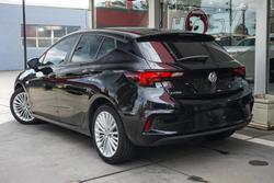 2016 Holden Astra R