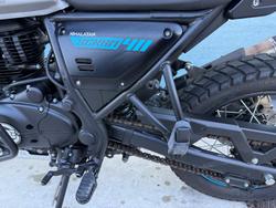 2022 ROYAL ENFIELD (SEE ALSO ENFIEL HIMALAYAN BASE E5 GREY