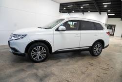 2017 Mitsubishi Outlander LS