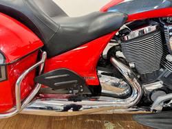 2016 Victory CROSS COUNTRY TOUR RED