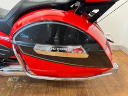 2016 Victory CROSS COUNTRY TOUR RED