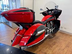 2016 Victory CROSS COUNTRY TOUR RED