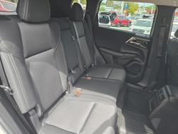 2022 Mitsubishi Outlander LS