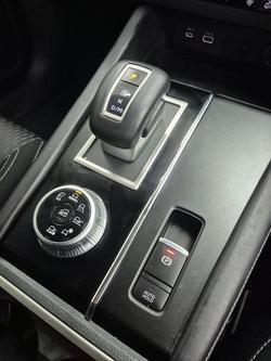 2022 Mitsubishi Outlander LS