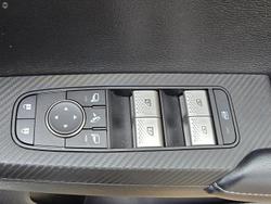 2022 Mitsubishi Outlander LS