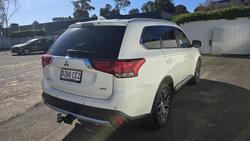 2017 Mitsubishi Outlander LS Safety Pack