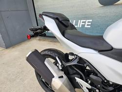 2024 Kawasaki NINJA 500 White