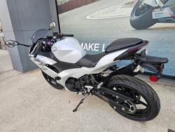 2024 Kawasaki NINJA 500 White