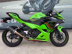 Kawasaki Ninja 400