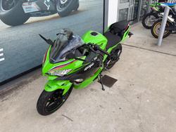2024 Kawasaki NINJA 400 Green