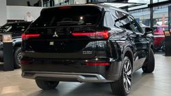 2025 Mitsubishi Outlander PHEV Exceed Tourer