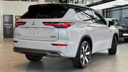 2025 Mitsubishi Outlander PHEV Exceed Tourer ZM MY25 AWD White Diamond with Black Mica Roof