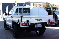 2021 Toyota Hilux SR5